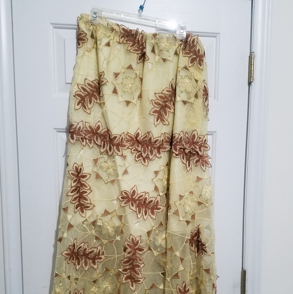 Two Piece Nigerian Set - Picture 4 of 5